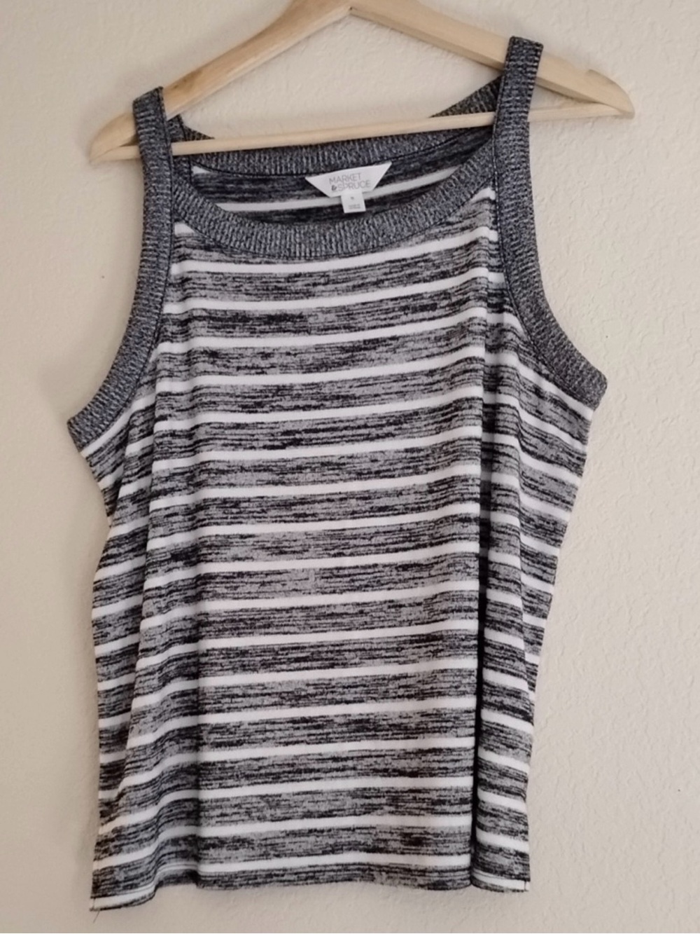 Market & Spruce Knit Gray and White Striped Tank